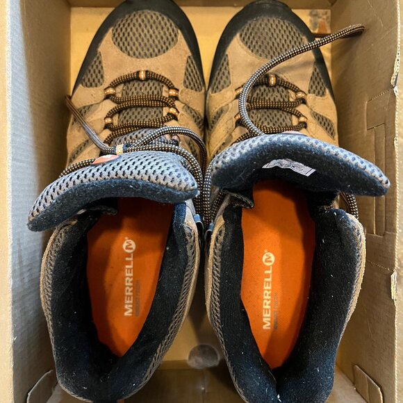 Merrell Moab Ventilator Hiking Shoes - Size 11 - Walnut